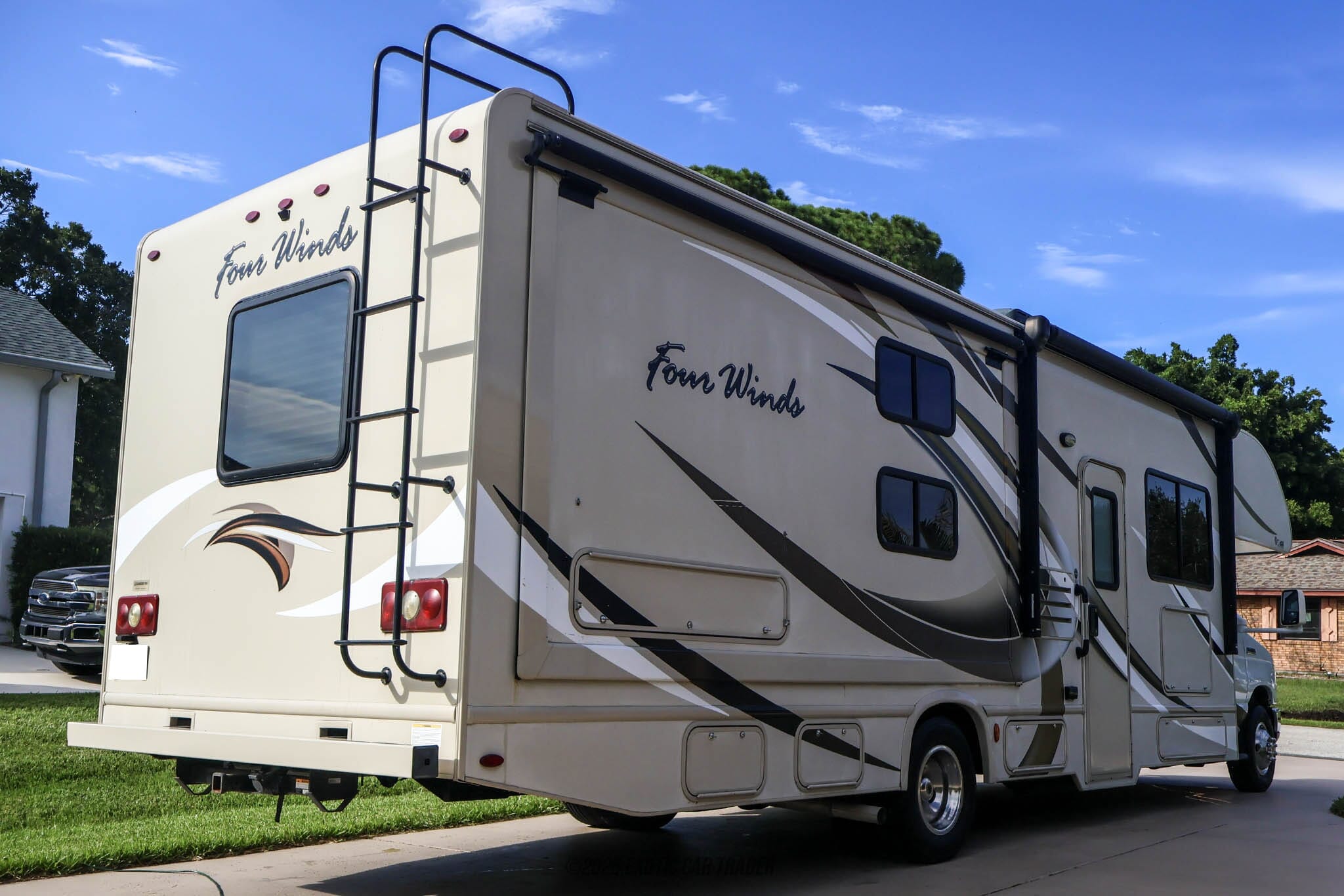 2017 Thor Motor Coach Four Winds 30D for sale